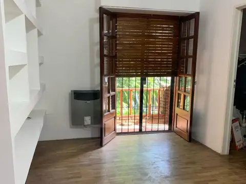 Depto Tipo Casa en Venta en Ramos Mejia, USD 110.000