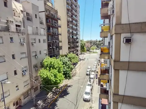 Jorge Luis Borges 2400, Piso 4