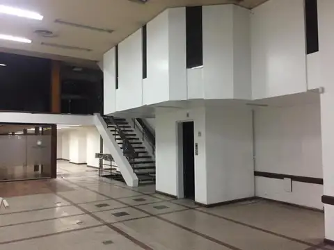 Oficina Monoambiente con 10 baños