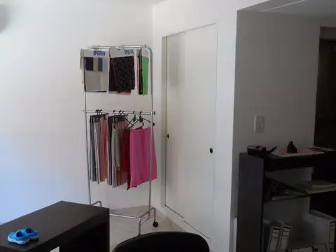 Virrey Arredondo 2300, Piso 1