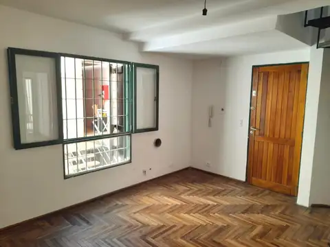 mariano fragueiro 300, Piso 2º1