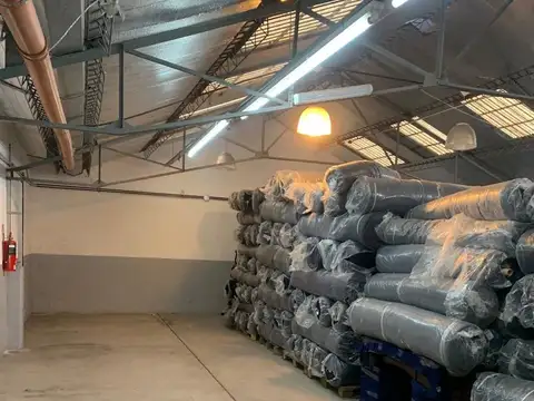 Galpón en venta de 315m2 ubicado en Parque Avellaneda