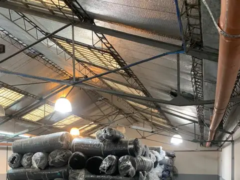 Galpón en venta de 315m2 ubicado en Parque Avellaneda