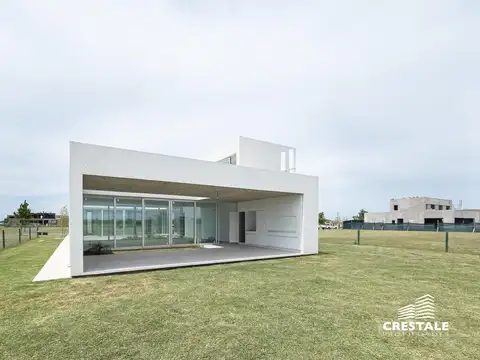 Venta / permuta | Casa 4 dormitorios en Vida Club de Campo | Barrio privado | Funes