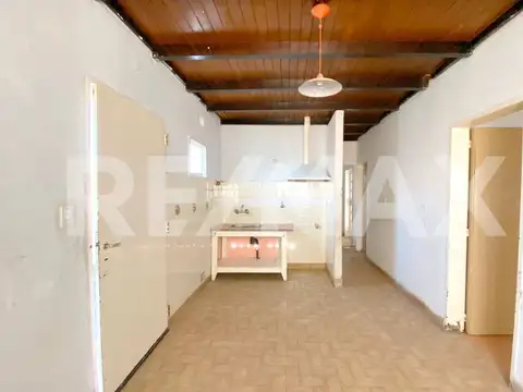 Casa en Venta en Cinco Saltos, USD 58.000