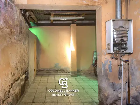 Casa 5 ambientes con 1 baño