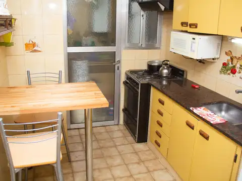 Departamento en Venta en Flores, USD 130.000