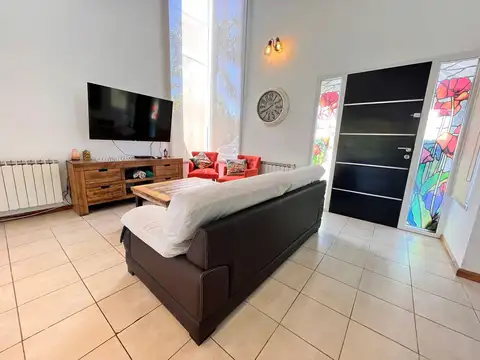 Casa en Venta en Funes, USD 600.000