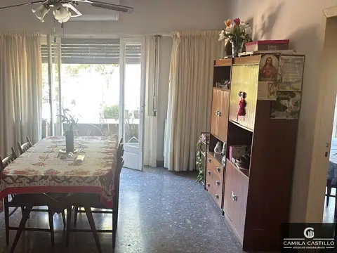 Depto Tipo Casa en Alquiler de 5 ambientes