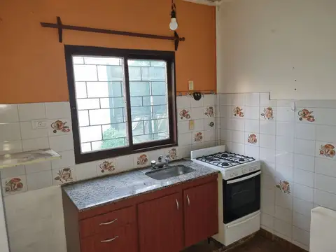 Depto Tipo Casa en Alquiler de 3 dormitorios