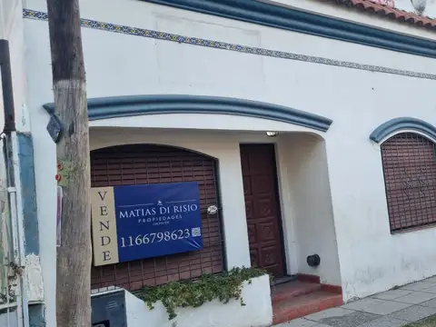 Depto Tipo Casa en Alquiler de 4 ambientes