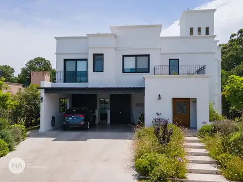 Casa en Venta en San Sebastian, USD 580.000