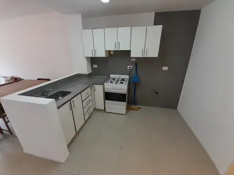 Departamento en Alquiler en Boedo, $ 700.000