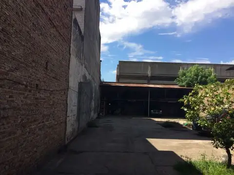 Galpon en Venta en Lomas De Zamora, USD 380.000