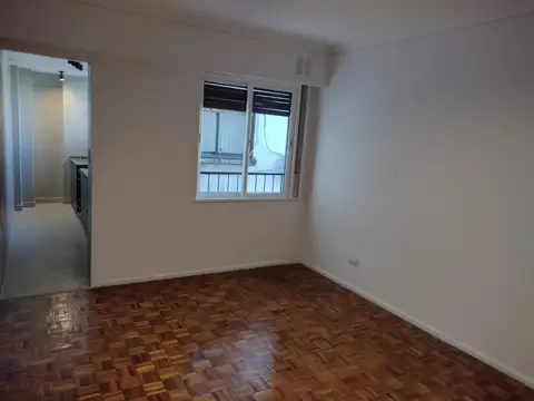 DEPARTAMENTO 3 AMB LATERAL MUY LUMINOSO T/49 METROS