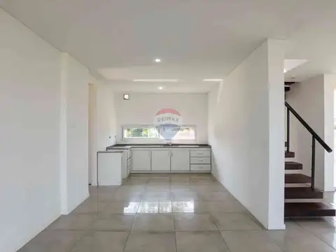 Casa 4 ambientes en venta en El Cantón Escobar