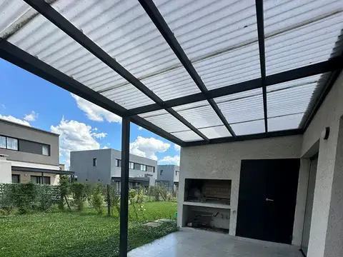 Departamento en Alquiler de 5 ambientes