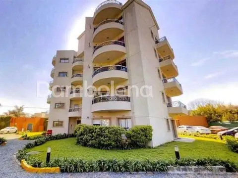 Departamento  en Venta en Moreno