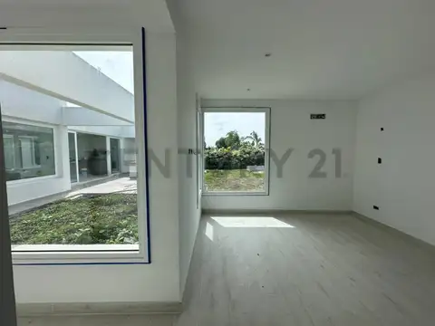 alejandro khorn general hornos 1744 , Piso 0