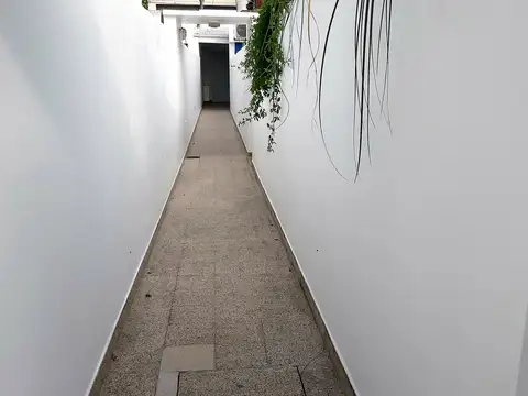 Depto Tipo Casa 6 ambientes con 1 baño