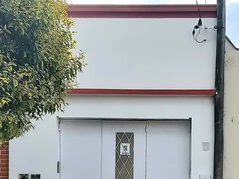 67 E/ 10 Y 11 , Piso PB