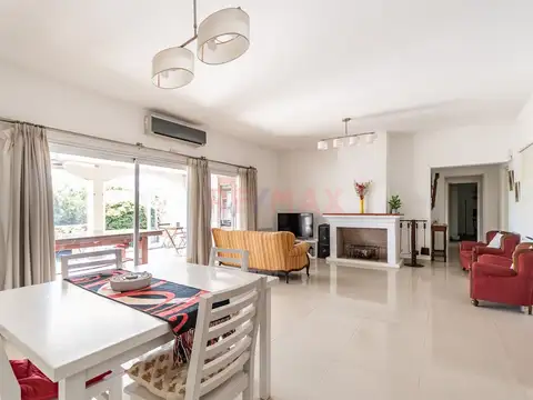 Casa en Venta en Manzanares, USD 240.000