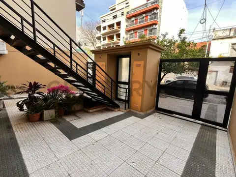 Alquiler PH 2 ambientes en Villa Devoto (Sin mascotas)