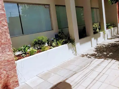 DEBENEDETTI 2500, Piso 1