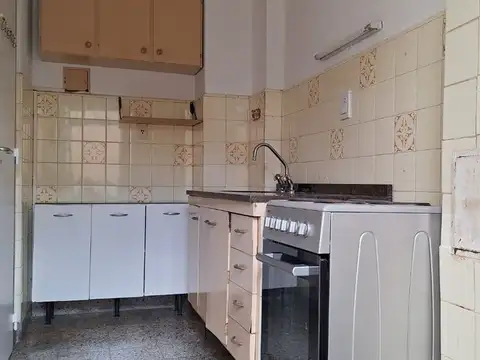 José León Cabezón 2300