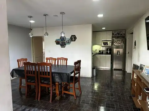 Pedro del Castillo 4900