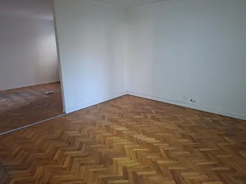 ALQUILER OFICINA. C/COCHERA. ¡VISTA PRIVILIGIADA!