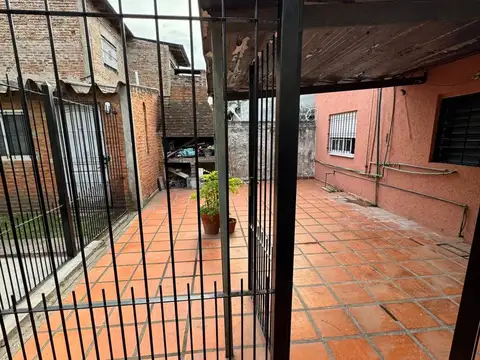 CASA DE 4 AMBIENTES EN ALQUILER EN JOSÉ C PAZ