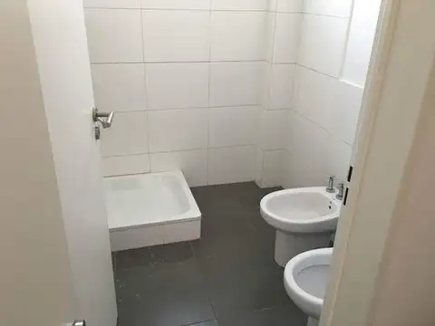 Pte. Peron 2700, Piso 4