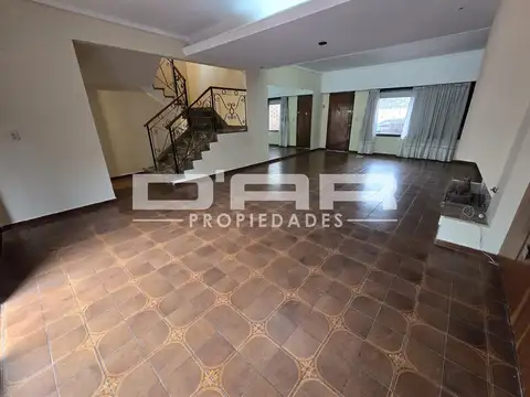 Casa en Venta en Villa Luro, USD 320.000