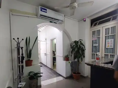 Oficina Monoambiente con 2 baños