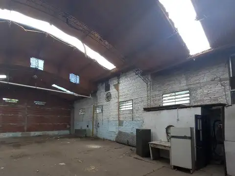 Venta - Galpón - Barrio  Echesortu