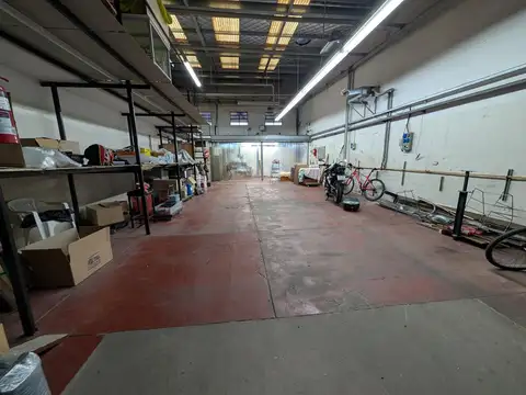 Galpon en Venta en Parque Chas, USD 360.000