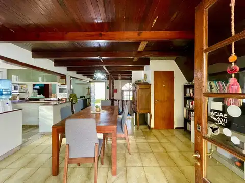 Casa en Venta con 1 cochera