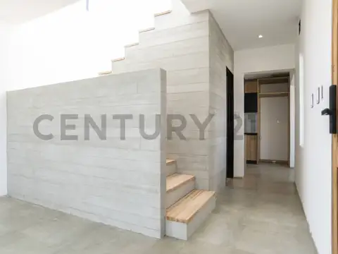 Casa nueva de 3 dormitorios en villa Elisa