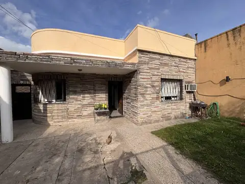 Balbastro 5900, Piso 0