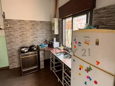 Balbastro 5900, Piso 0