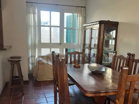 27 entre 72 y 73. Dúplex en venta