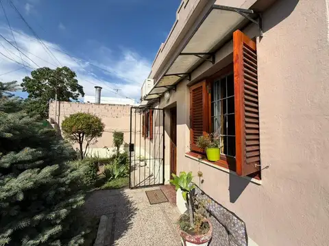 VENTA CASA Y LOTE EN SARANDI