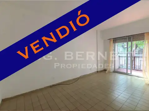 Departamento 2 Ambientes al frente en inmejorable ubicación -