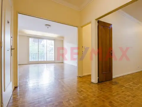 Alquiler Recoleta - 6 ambientes y cochera