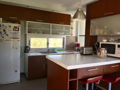 Hermosa casa moderna en Village del Parque en venta y alquiler