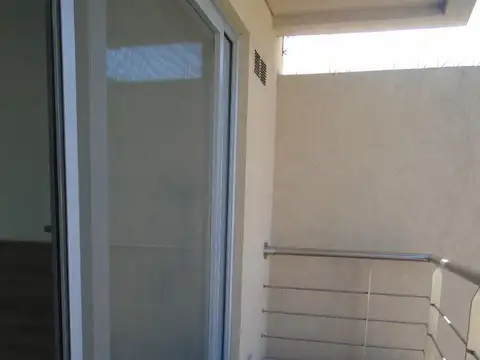 Departamento en Alquiler al Este