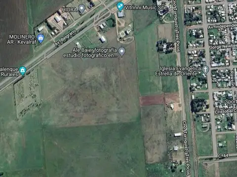 Parcela de campo en acceso a Tornquist por ruta 33