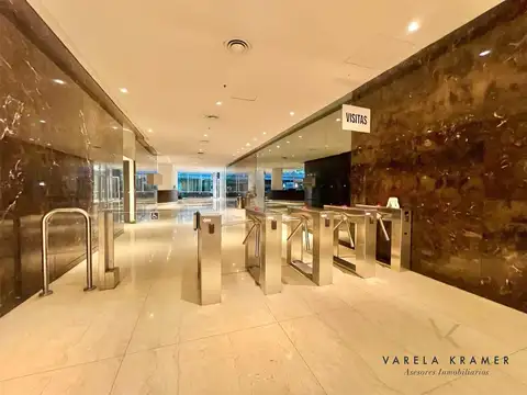 Oficina en Alquiler con 12 cocheras