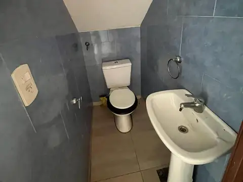 Depto Tipo Casa 3 ambientes con 2 baños